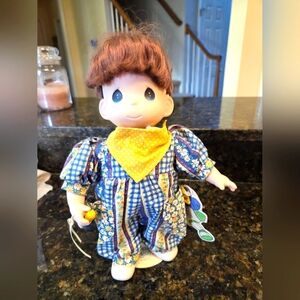 Precious Moments Daisy May 12" Dolll